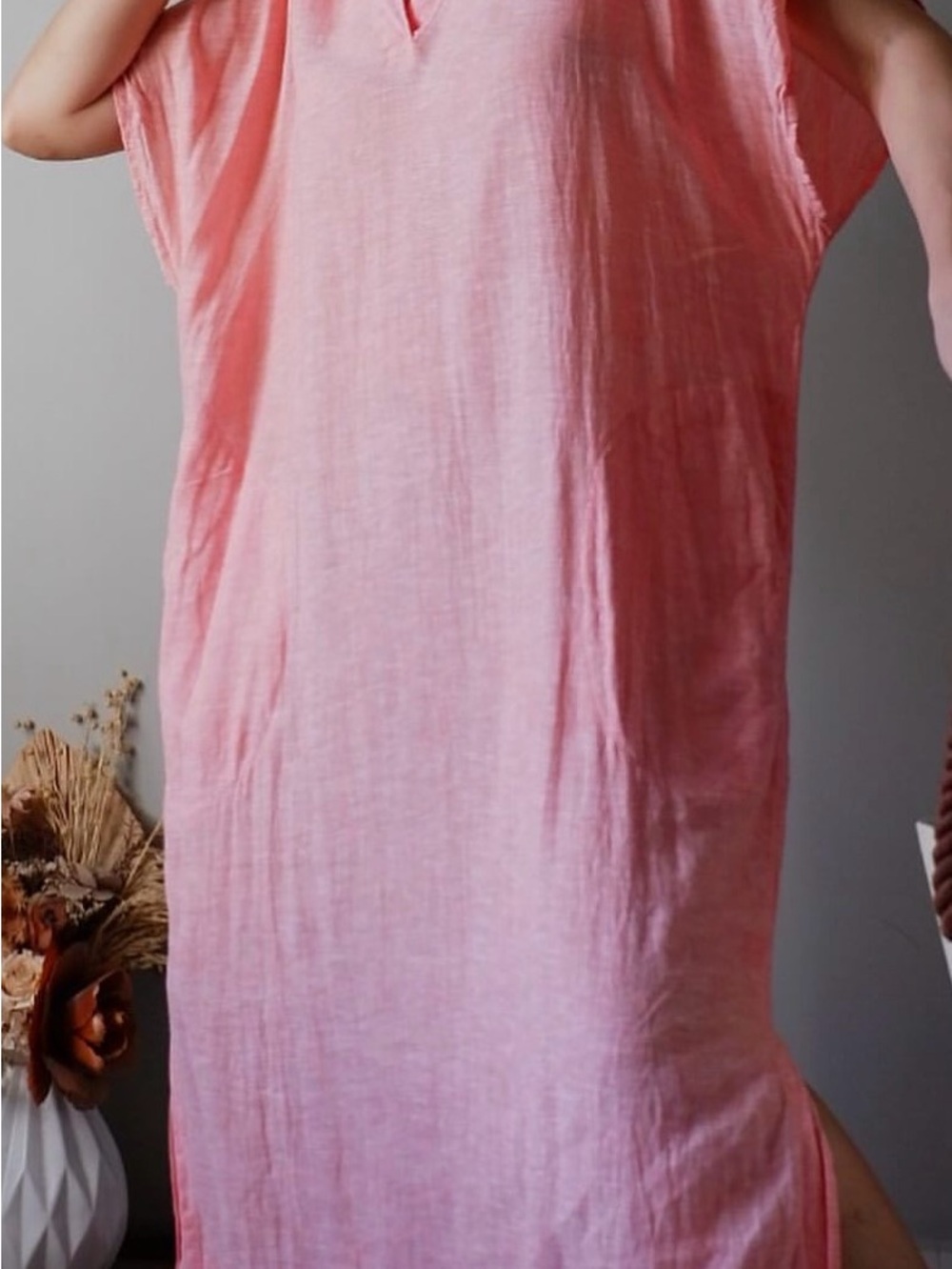 Tahari Coral-Pink V-Neck Linen Tunic